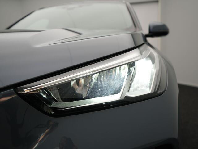 BMW X1 sDrive18i M-Sport |Leder Alcantara Sportstoelen | Navigatie | Cruise Control | Camera | Park Asist