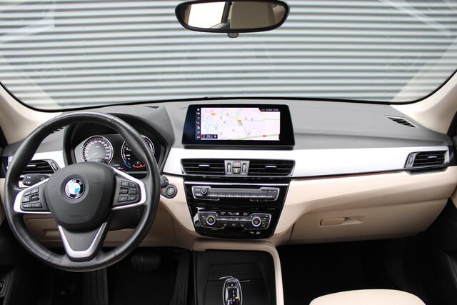 BMW X1 sDrive20i 192PK Executive Leer Full-Led Camera Navigatie