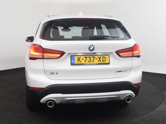 BMW X1 sDrive20i High Executive | Schuifdak o Dealeronderhouden o Leder