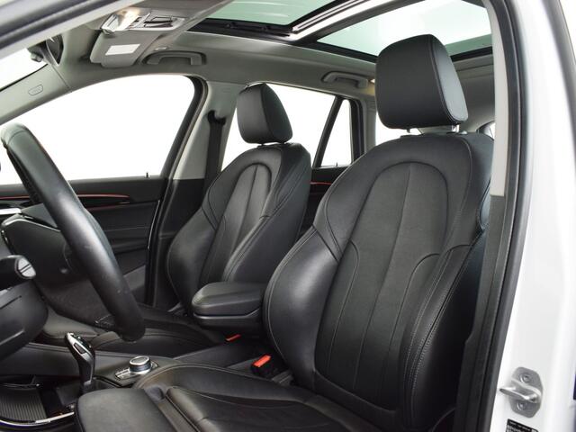 BMW X1 sDrive20i High Executive | Schuifdak o Dealeronderhouden o Leder