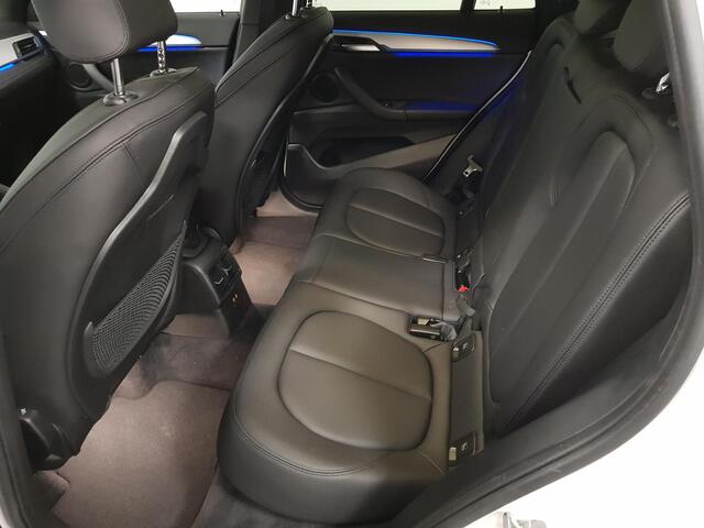 BMW X1 sDrive18i Steptronic M-Sport Executive | Lederen Bekleding | Navigatie | Climate Control | Camera | Parkeer Sensoren