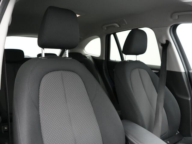 BMW X1 xDrive25e Executive Plug In Hybrid 221pk PHEV | Cruise Control | Keyless | Verwarmde stoelen | Camera |