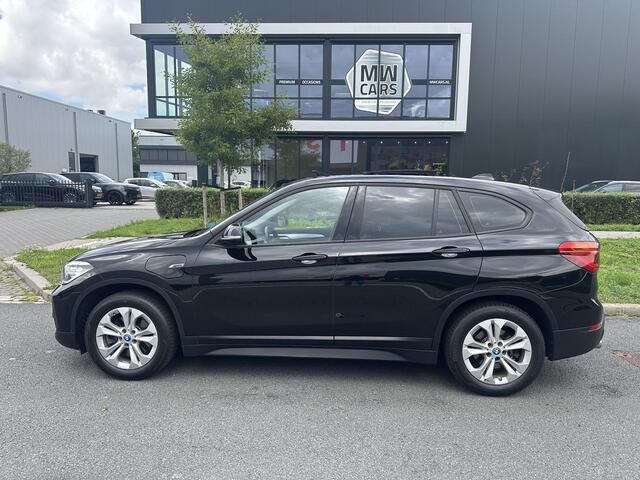 BMW X1 xDrive25e Exec. Pano, Navi, Trekhaak