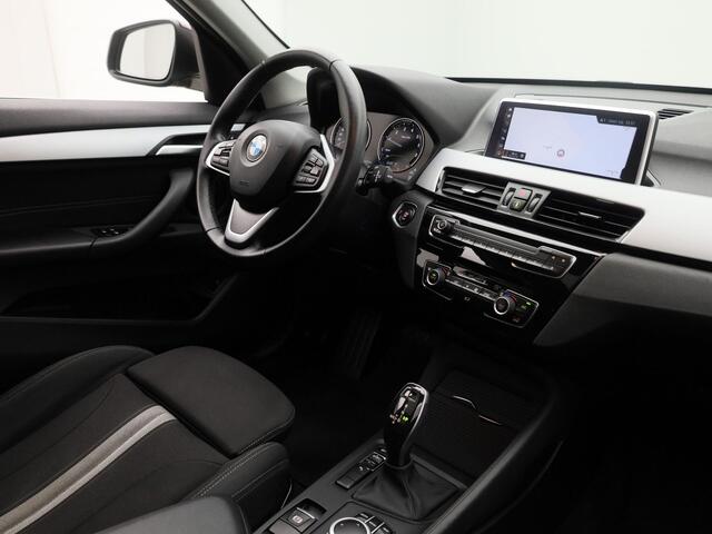 BMW X1 sDrive18i Business Edition | PANO | CAMERA | NAVI