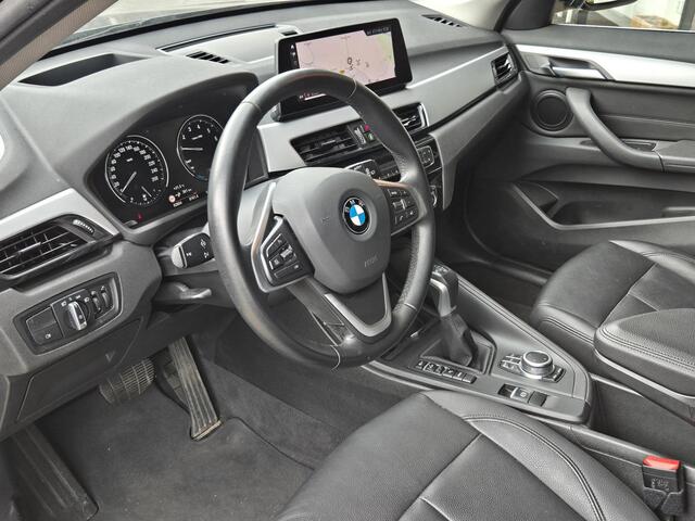 BMW X1 xDrive25e eDrive Edition | LEDER | HEAD UP | ELEKTR. KOFFERKLEP | TREKHAAK | CAMERA | LED KOPLAMPEN |
