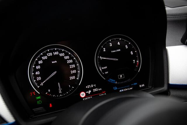 BMW X1 xDrive25e High Executive M-Sport , Pano, HUD, Keyless, Adap. Cruise, Trekhaak,