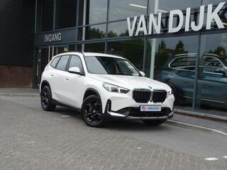 bmw-x1-xdrive23i-head-up-live-cockp