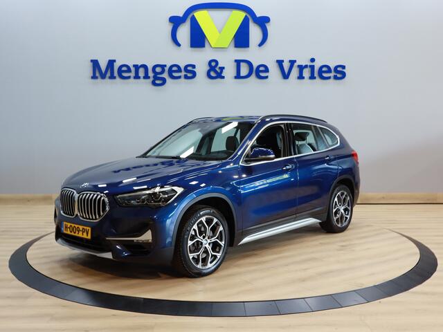 BMW X1 sDrive20i VDL Nedcar Edition X Line | Airco ECC | LED | Trekhaak | Leer | Head Up | Camera | Sfeer | Cruise Control | Stoelverwarming | Isofix | NAP |