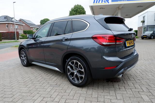 BMW X1 xDrive25e High Exec. / 18inch / Leder/ INCL. 12 maanden BOVAG