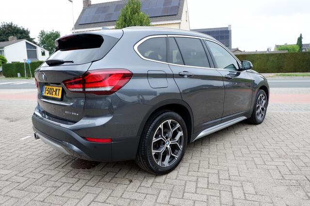 BMW X1 xDrive25e High Exec. / 18inch / Leder/ INCL. 12 maanden BOVAG