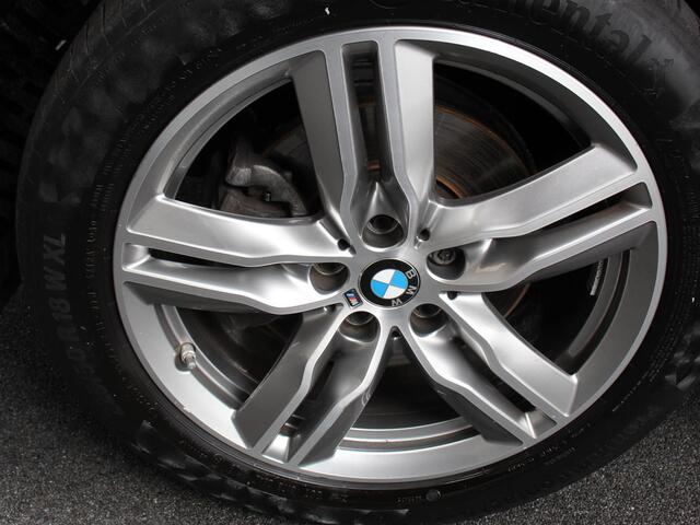 BMW X1 sDrive18i M- Sport | Navigatie | Adaptive Cruise Control | Stoelverwarming | Elektrische achterklep | Climate Control | Lichtmetalen velgen