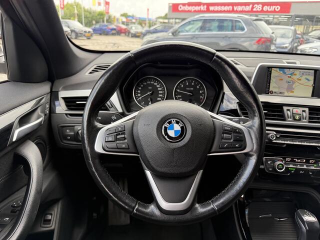 BMW X1 sDrive18i Executive Sport Line 18 Inch Navigatie PDC Stuurverwarming