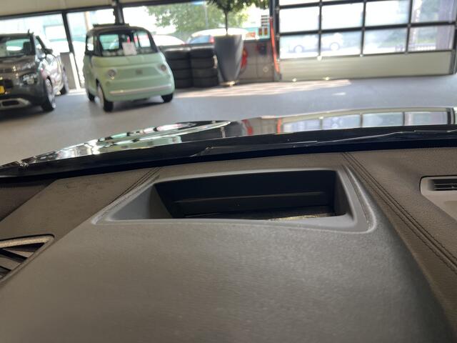 BMW X1 xDrive25e High Executive M-Sport | Panorama | Trekhaak | '19 | Camera |