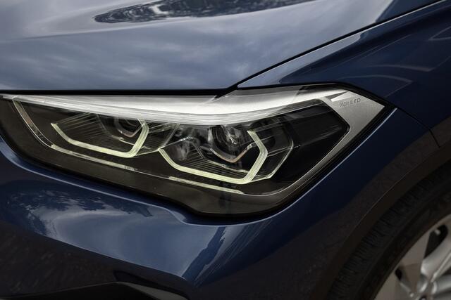 BMW X1 xDrive25e | Apple Carplay | LED | DAB | NAVI | Privacy Glas | PDC V+A