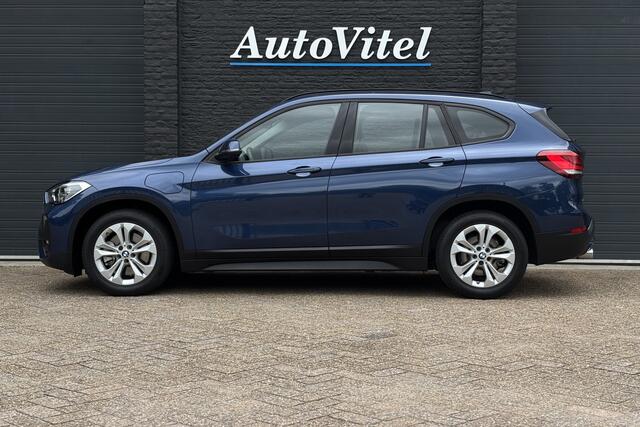 BMW X1 xDrive25e | Apple Carplay | LED | DAB | NAVI | Privacy Glas | PDC V+A