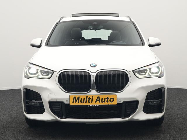 BMW X1 xDrive25e M Sport Plug in Hybrid 221pk Dealer O.H | PHEV | Panodak | Carplay | LED | DAB | Sportstoelen Verwarmd | Navi Prof |