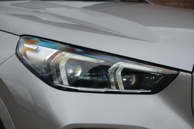 BMW X1 xDrive25e 245pk Aut. M Sport | Navi | Climate | Keyless | Camera | Alcatara | Elektrische Achterklep | Stoelverwarming | PDC