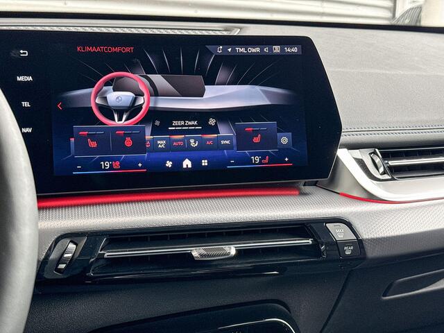 BMW X1 xDrive25e M Sportpakket Pro / Premium Pack / Comfort Pack / Travel Pack / Trekhaak / Panoramadak