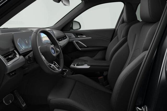 BMW X1 xDrive25e M Sportpakket Pro / Innovation Pack / Comfort Pack / Travel Pack / Panoramadak / Trekhaak