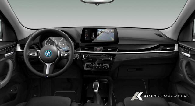 BMW X1 25e xDrive | Sportline | Head-up | Hifi | Trekhaak | Camera | M-Sport stuurwiel | | 18' inch |