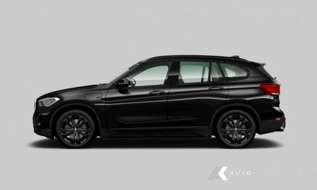 BMW X1 25e xDrive | Sportline | Stoelverwarming | Ambiente verlichting | Cruise control | Head-Up | Adap. led | Trekhaak | 18' inch |