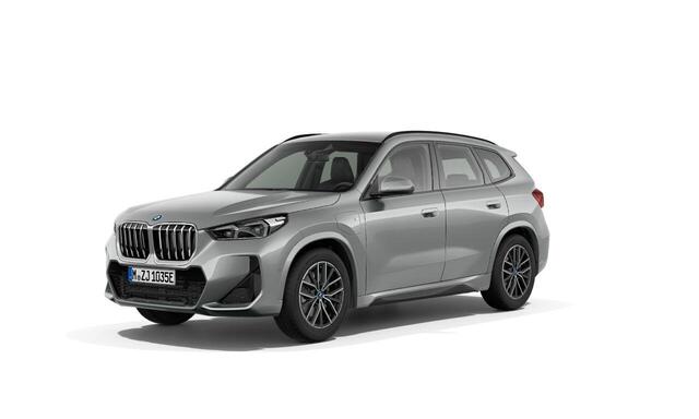 BMW X1 xDrive25e M Sport - Sportstoelen - Elektrisch verwarmde voorstoelen - Driving Assistant Plus - Grootlichtassistent - Comfort Access - Automatisch dimmende binnenspiegel - Adaptief M Onderstel -