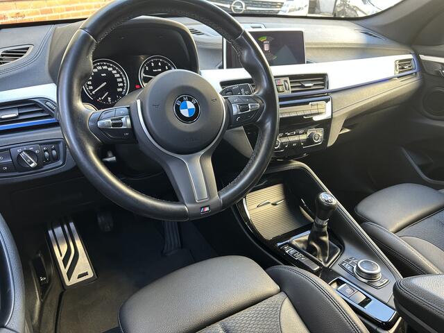 BMW X1 sDrive18i High Executive Edition | M Sport | Getint Glas | Navigatiesysteem Full Map |