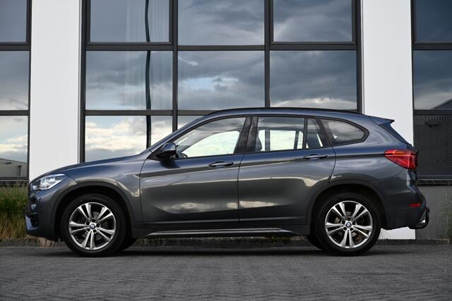 BMW X1 sDrive 18i Sport Line LED PDC Clima Trekhaak