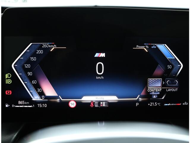 BMW X1 sDrive20i M Sportpakket Pro | Trekhaak | Panoramadak | Driving Assistant Plus | Harman-Kardon | Comfort Access