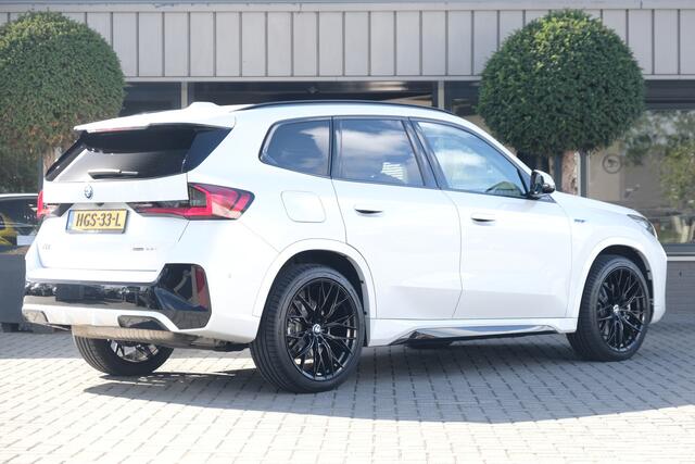 BMW X1 xDrive30e 326PK M Sport Shadow Line Keyless Camera Leder Carplay