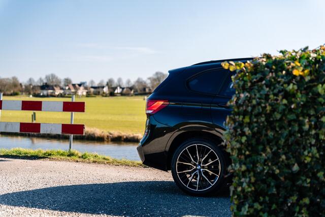 BMW X1 xDrive25e Executive M Sport | Stoelverwarming | Trekhaak | Parkeersensoren | Navigatie | Keyless | Cruise Control | LED | Climate Control | DAB | BTW |