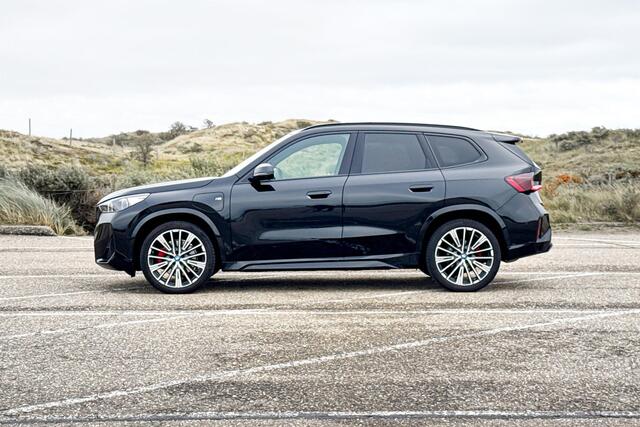 BMW X1 xDrive30e | M Sport | Glazen Panoramadak | Harman Kardon | Head-up Display |