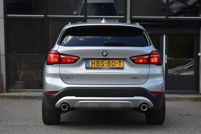 BMW X1 xDrive25i High Executive Pano ACC Camera