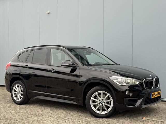 BMW X1 sDrive18i High Executive Automaat Navigatie/LED.