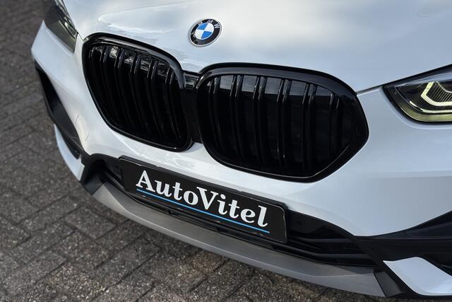 BMW X1 xDrive25e | Memory | Elektrische Klep | LED | Cruise Controle