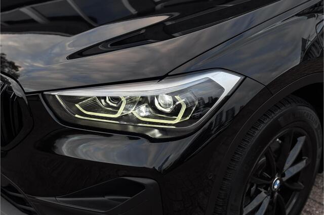 BMW X1 xDrive25e | Elektrische Klep | PDC V + A | LED | Apple Carplay | DAB