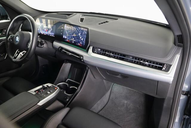 BMW X1 xDrive30e M-Sport / HUD / Leder / LED / DAB / CarPlay