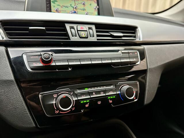 BMW X1 sDrive20i *192PK* Stoelverwarming / Navigatie / PDC / Bluetooth / 17"LMV