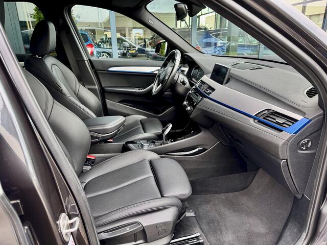 BMW X1 sDrive18i High Executive NAVI ECC CRUISE LEDER