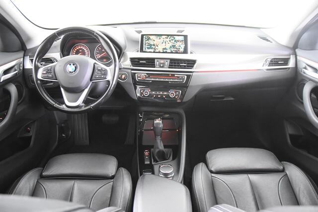 BMW X1 sDrive20i High Executive *Leer*Ambiente*Trekhaak*