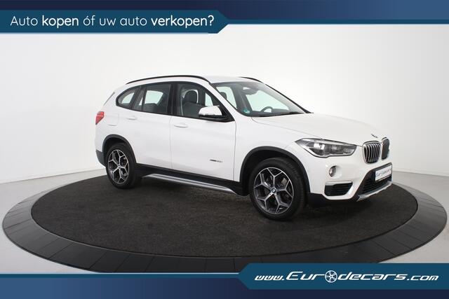 BMW X1 sDrive20i High Executive *Leer*Ambiente*Trekhaak*