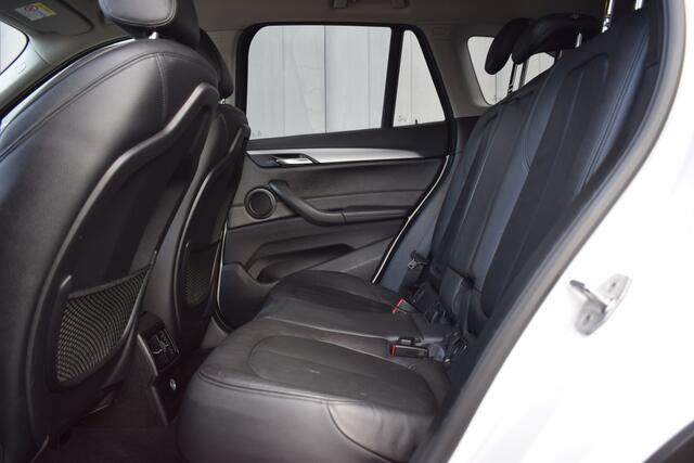 BMW X1 SDrive20i Automaat Centennial High Executive Zwart Leder | LED | Sportstoelen | Full Map Navi | Trekhaak