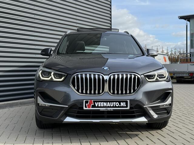 BMW X1 xDrive25e X-Line Pano/HUD/stoelwarm