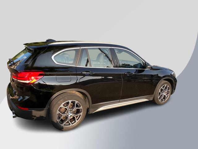 BMW X1 sDrive20i High Executive 190pk |