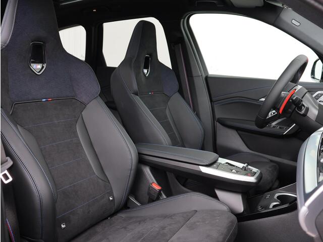 BMW X1 M35i | M Sportpakket Pro | Equipment Pack Pro | Travel Pack