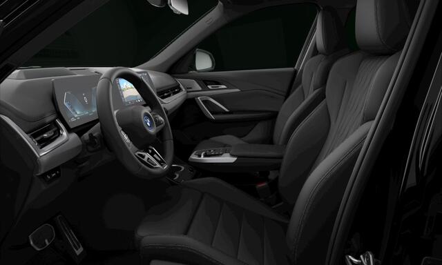 BMW X1 xDrive30e M Sport Pro, pano, tr.haak, H/K, 20", HUD, ACC, keyless, privacy