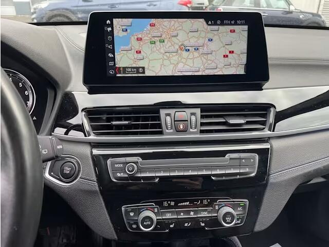 BMW X1 xDrive25e High Executive M Sport LED Head-Up Display Panoramadak Trekhaak Elek. Stoelverstelling 19 Inch Achteruitrijcamera Stuurverwarming ACC BTW Vol!!!!