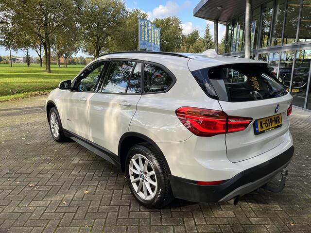 BMW X1 sDrive18i Centennial Executive | CAMERA | CLIMA | CRUISE | NAVI | PDC | STOELVERW. | TREKHAAK