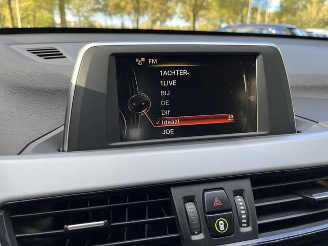 BMW X1 sDrive18i Centennial Executive | CAMERA | CLIMA | CRUISE | NAVI | PDC | STOELVERW. | TREKHAAK