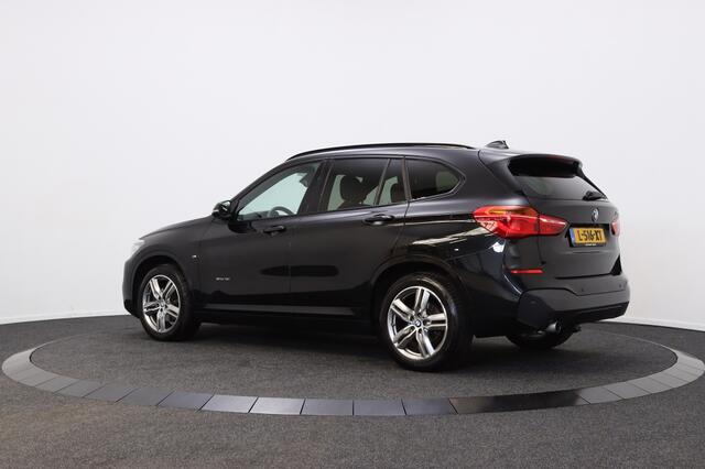 BMW X1 sDrive18i Executive | M-Sport | afn. Trekhaak | Panoramadak |
